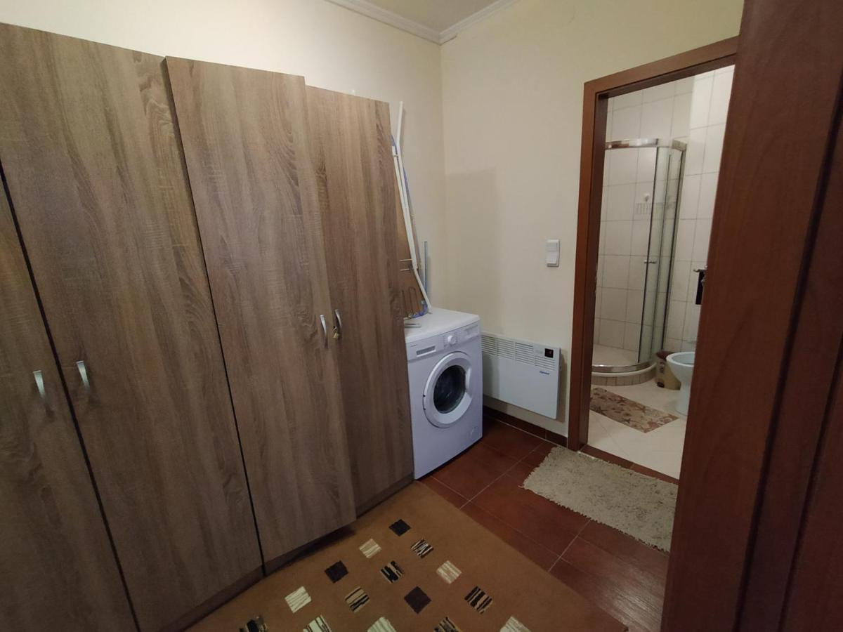 Pine Tree Apartment 3 - B3 Банско Екстериор снимка