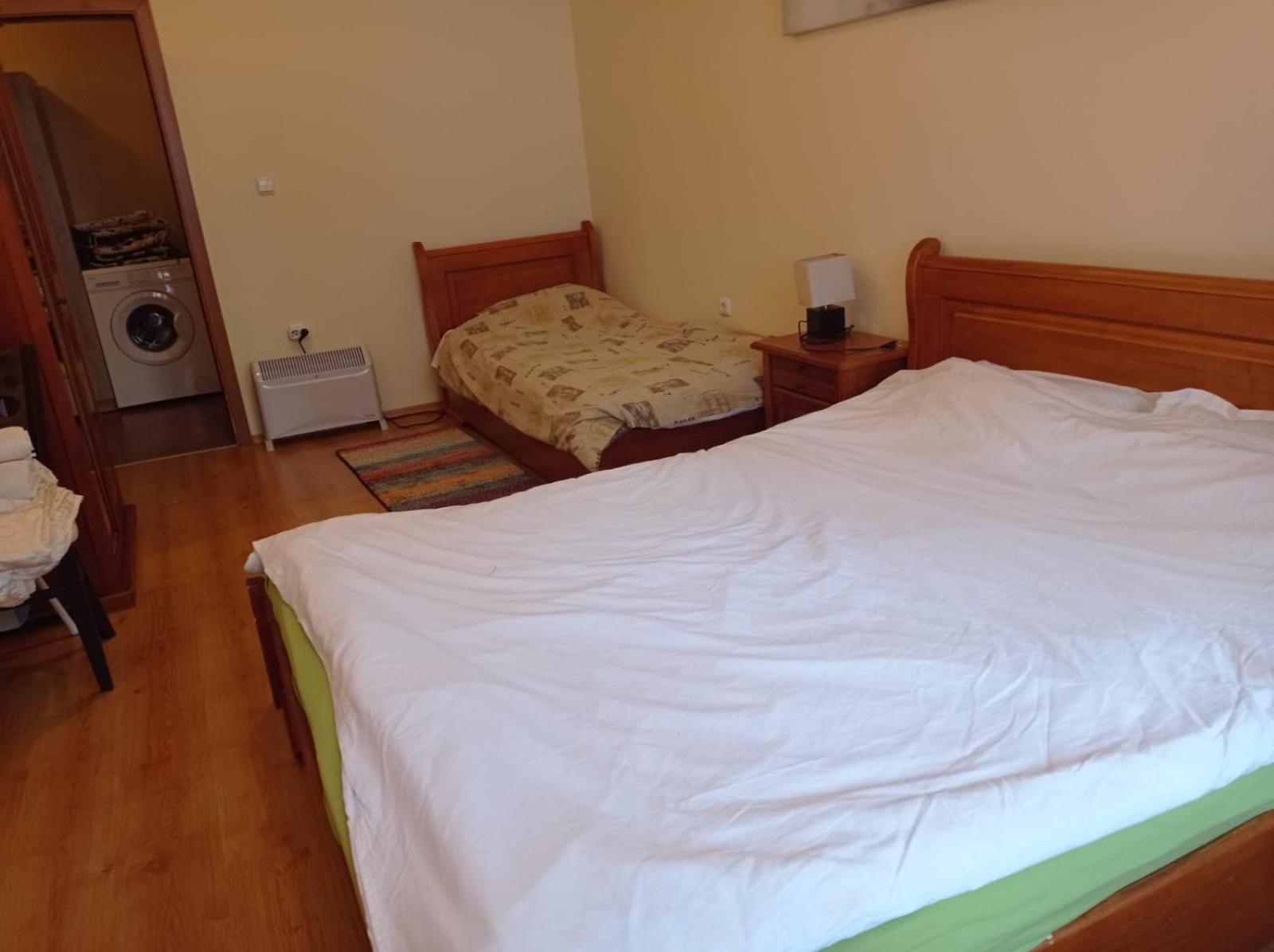 Pine Tree Apartment 3 - B3 Банско Екстериор снимка