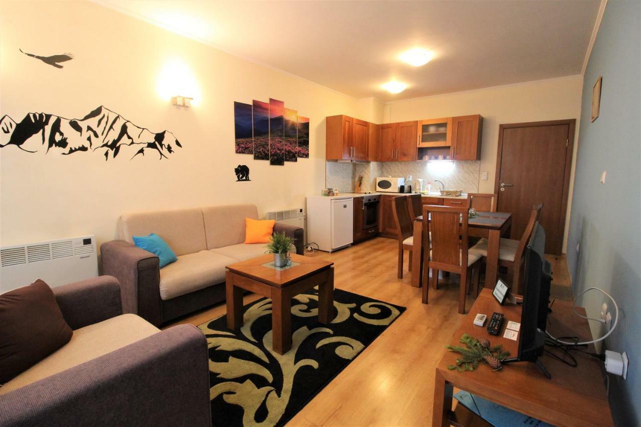 Pine Tree Apartment 3 - B3 Банско Екстериор снимка