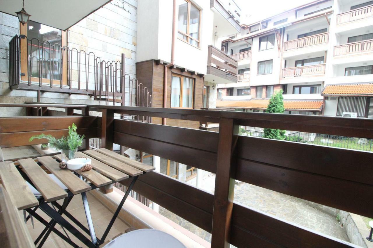 Pine Tree Apartment 3 - B3 Банско Екстериор снимка