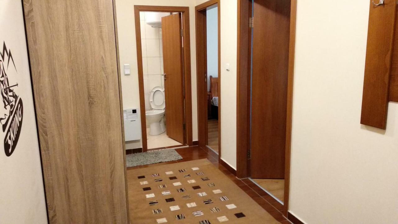 Pine Tree Apartment 3 - B3 Банско Екстериор снимка