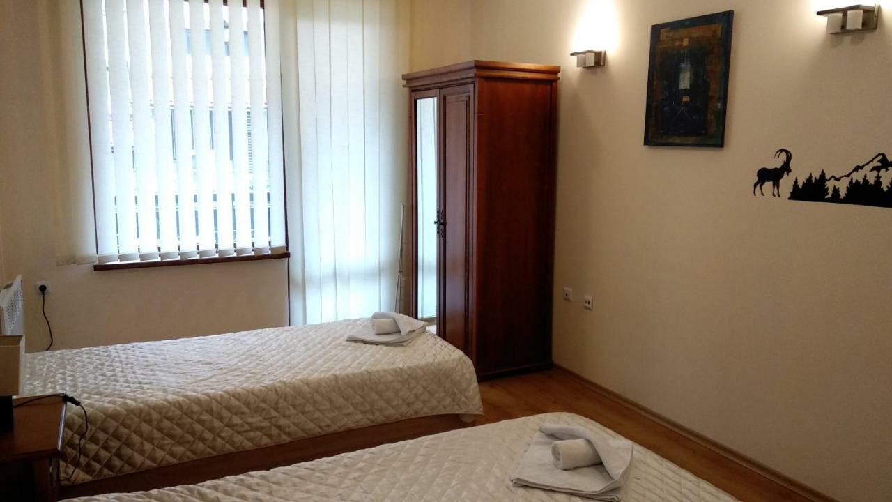 Pine Tree Apartment 3 - B3 Банско Екстериор снимка